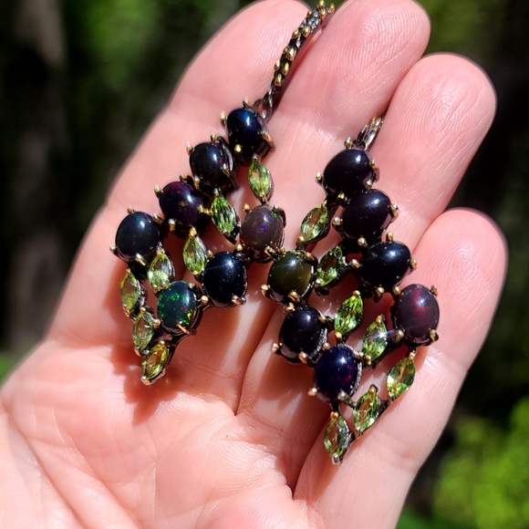 Black Opal & Peridot sterling & Rhodium chandelier earrings - Picture 5 of 13